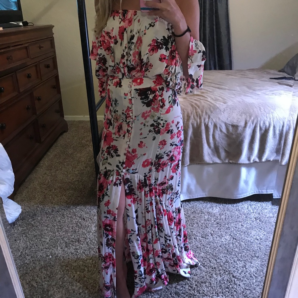 Two piece floral set! Size small!